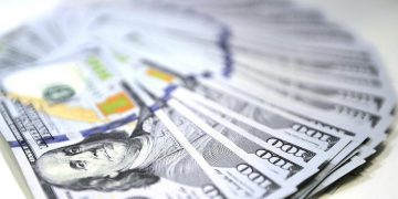 Cari denge 4 ay sonra beklentinin üstünde açık verdi