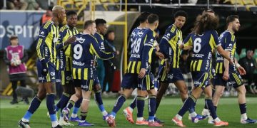 Fenerbahçe, Alanya deplasmanında geri döndü: 3-2