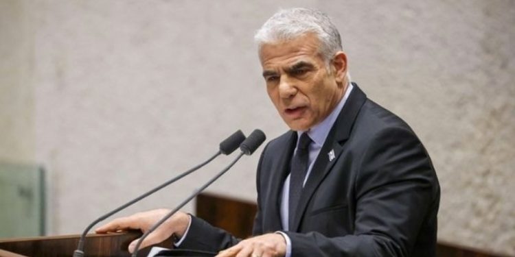 İsrail eski başbakanından, İran’a “Venezuela’yı yakından takip etme” tehdidi