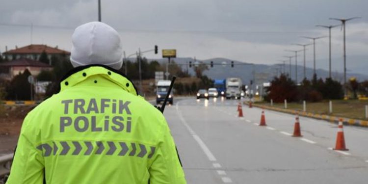 Meclis’te trafik cezalarına zam içeren maddeler onaylandı