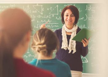 Öğretmenler aynı okulda en fazla 12 yıl çalışacak