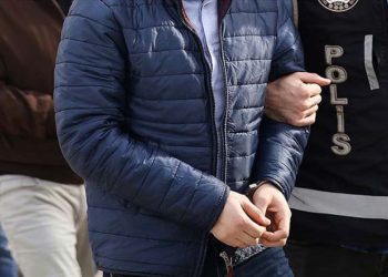 Ünlü isimlere uyuşturucu operasyonu! 19 kişi gözaltında