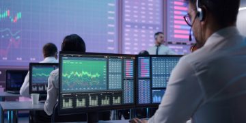 Borsada kâr vaadi dolandırıcılığı: 50 paravan şirket, 115 milyonluk vurgun!