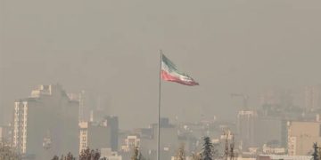 İngiltere’nin Tahran Büyükelçiliği geçici olarak kapatıldı