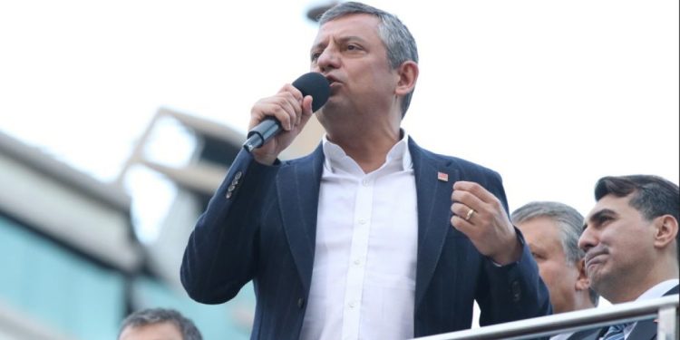 Özel’den ‘Akın Gürlek’ yorumu: Yarın sabah daha zor olacak