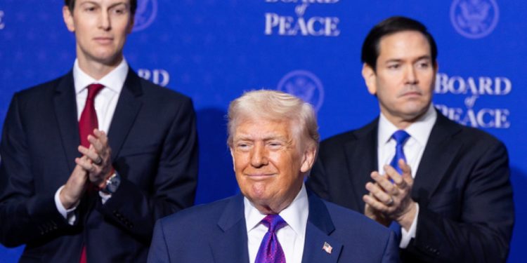 Trump: İran ile anlamlı bir anlaşma yapmazsak kötü şeyler olur