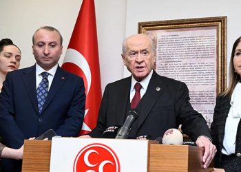 Bahçeli: Rejim değişikliği İsrail’den başlamalı