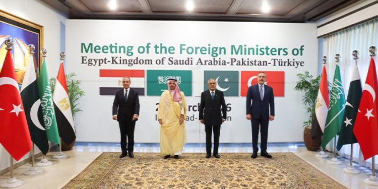 Bakan Fidan İslamabad’da: Orta Doğu gündemi masada