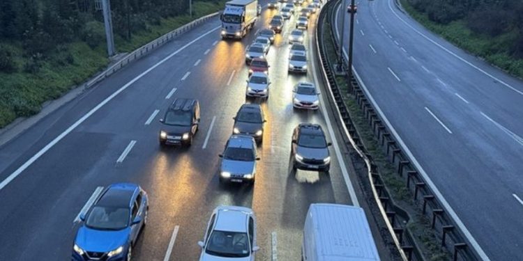 Bayram tatili dönüşü yoğunluk başladı