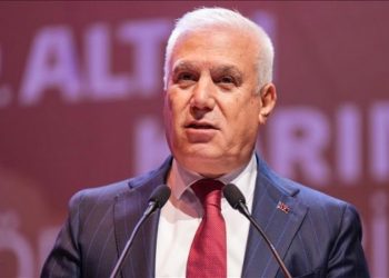 Bursa Büyükşehir Belediye Başkanı Mustafa Bozbey gözaltına alındı