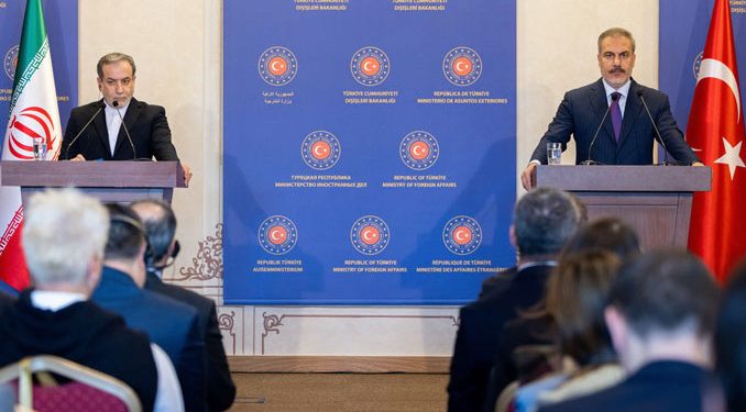 Dışişleri Bakanı Fidan, İranlı mevkidaşı Erakçi ile görüştü