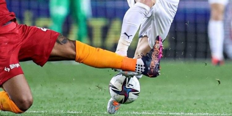 Galatasaray-Fenerbahçe derbisinin tarihi belli oldu