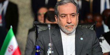 İran’dan Hürmüz mesajı: Savaşanlar hariç herkese açık