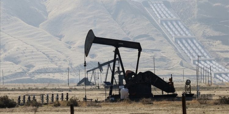 Körfez enerjisinde günlük kayıp 2.3 milyar dolar