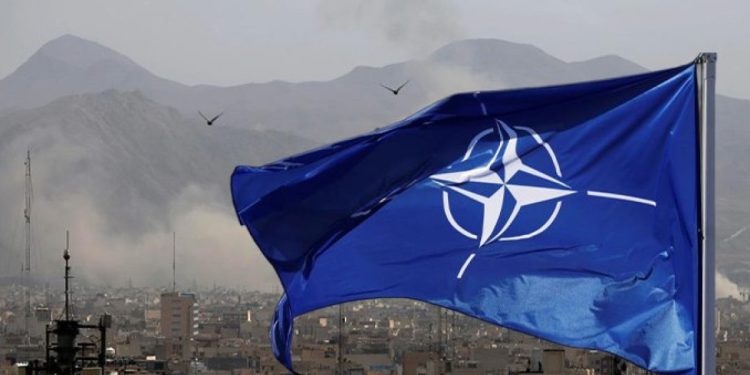 NATO, Irak’taki tüm personelini tahliye etti