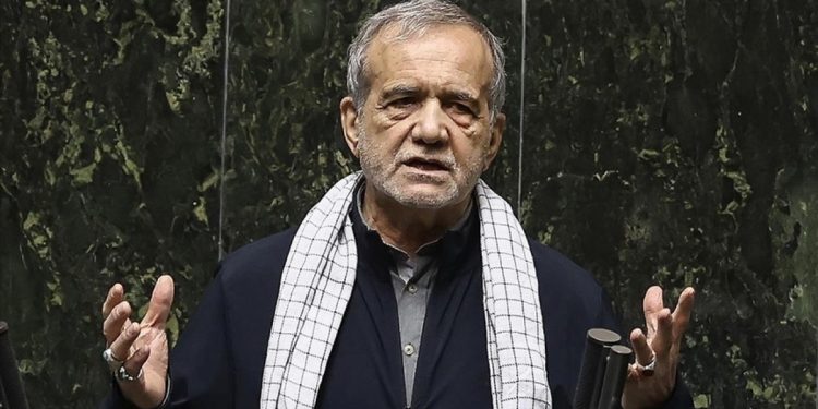 Pezeşkiyan: Nükleer silah peşinde değiliz