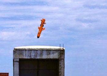 SOM-J’den canlı harp başlığıyla tam isabet!