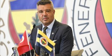 Sadettin Saran: Fenerbahçe’de kimse maç seçemez