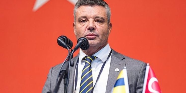 Sadettin Saran trafik kazası geçirdi