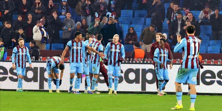 Trabzonspor 1-0 ile Çaykur Rizespor’u geçti