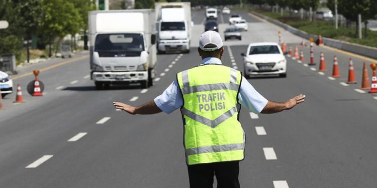 Trafik cezalarıyla ilgili iddialar için bakanlık harekete geçti