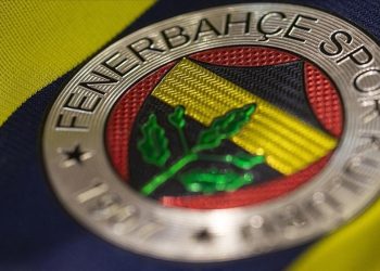 UEFA’dan Fenerbahçe’ye ceza!