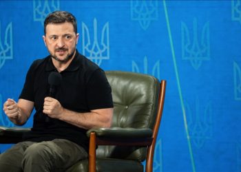 Zelenskiy: Üçlü müzakereler Orta Doğu’daki gelişmeler nedeniyle ertelendi