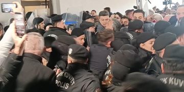 Bursa Büyükşehir Belediye Başkanlığı AK Parti’ye geçti