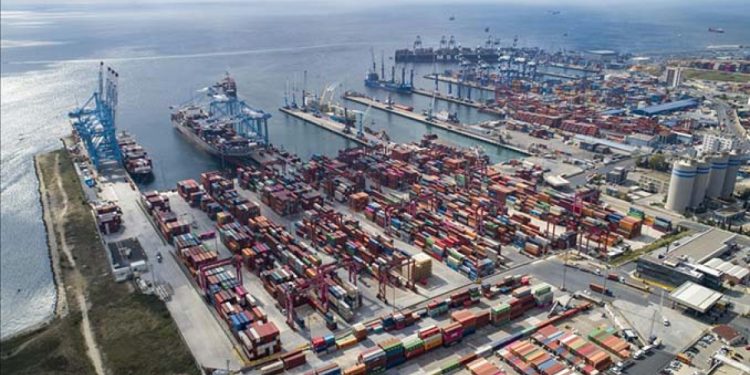 Dış ticaret açığı martta yüzde 56.6 arttı