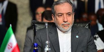 Erakçi: ABD bir seçim yapmak zorunda