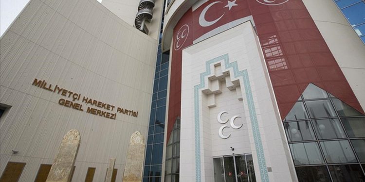 MHP İstanbul İl Teşkilatı feshedildi!