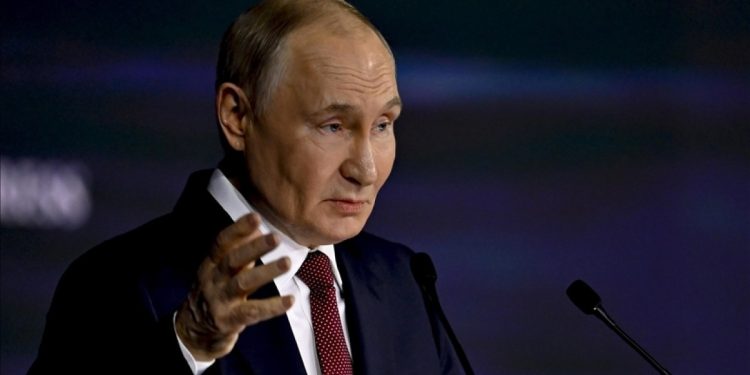 Putin, Ukranya ile ateşkesi duyurdu