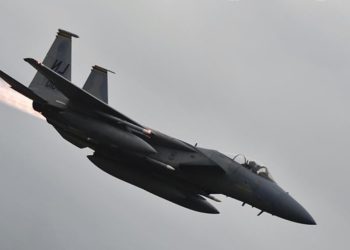 Savaş uçağı düşürüldü: İran’da ABD’li pilot avı