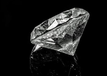 TBMM’de kabul edildi: Değerli taşlara yüzde 20 vergi