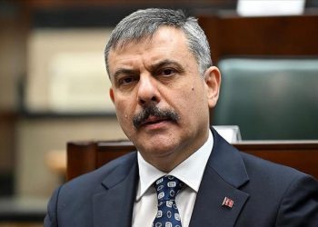 Bakan Çiftçi’den dönüş yolundaki sürücülere uyarı