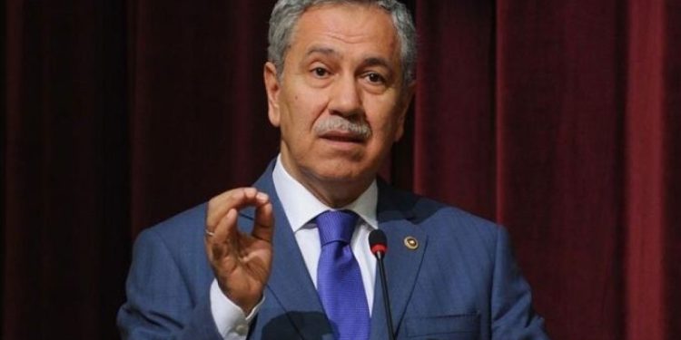 Bülent Arınç: “Mutlak butlan” kararı yanlış