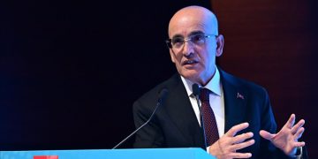 Bakan Şimşek: Ekonomi 23 çeyrektir kesintisiz büyüyor