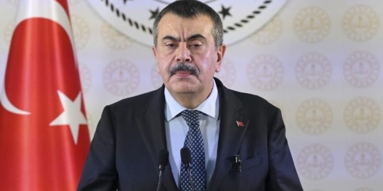 Bakan Tekin açıkladı! Ara tatil uygulaması sona mı eriyor?