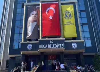 Buca Belediyesi “yolsuzluk” soruşturması: 54 şüpheli adliyede