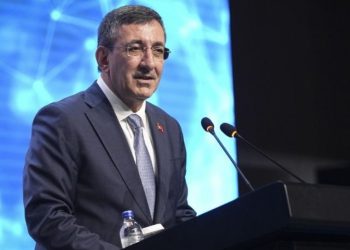 Cevdet Yılmaz: Bu sene ihracatta 400 milyar doları aşacağız