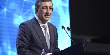 Cevdet Yılmaz: Bu sene ihracatta 400 milyar doları aşacağız