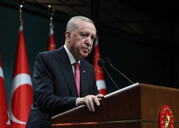 Erdoğan: Ana muhalefet içerisindeki tartışmalar bizi ilgilendirmiyor