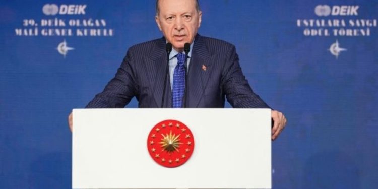 Erdoğan açıkladı: Yatırımcılara 20 yıl vergi muafiyeti