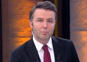 Mehmet Akif Ersoy iddianamesi savcılığa iade edildi