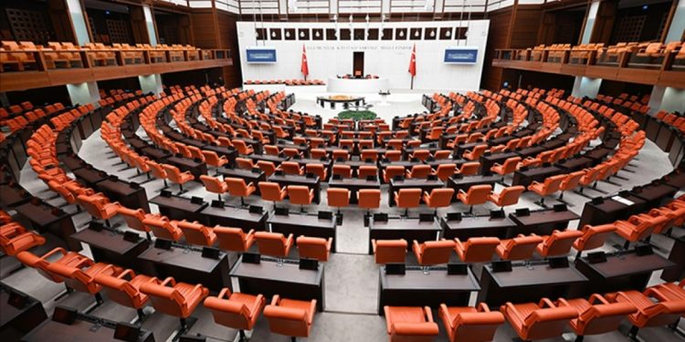 TBMM Genel Kurulu yeni haftada yoğun mesaiye başlıyor