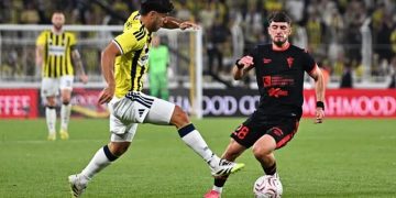 Fenerbahçe Avrupa’da tur için sahada