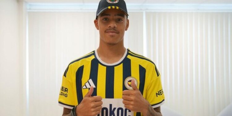 Fenerbahçe Greenwood’u kadrosuna kattı