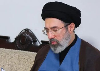 Hamaney sert çıktı: Trump’ın imzası değersiz ve geçersiz