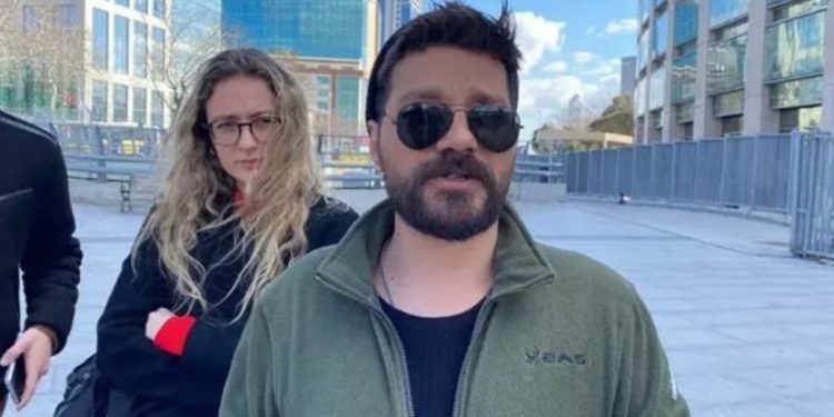 Oğuzhan Uğur gözaltına alındı