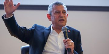 Özgür Özel’den Mansur Yavaş açıklaması: Yanımızda biliyoruz